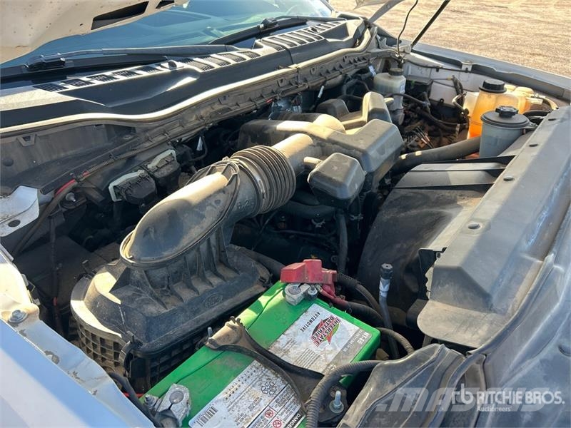 Ford F-250 4x4 Extended Cab Utility Truck 皮卡.傳統半斗卡車/側卸板
