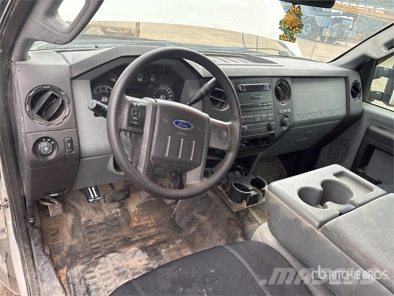 Ford F-250 4x4 Extended Cab Pickup 其他