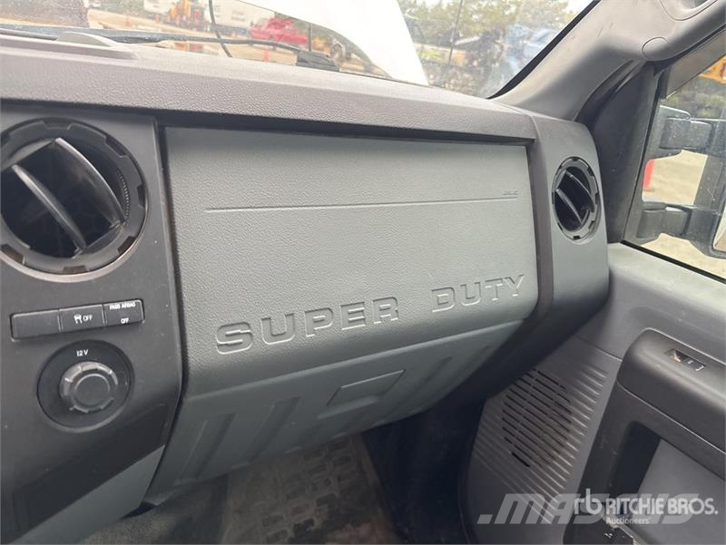 Ford F-250 4x4 Extended Cab Pickup 其他