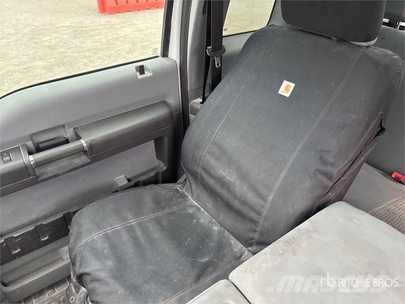 Ford F-250 4x4 Extended Cab Pickup 其他