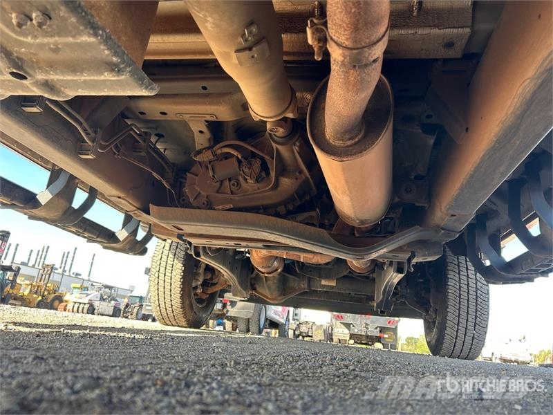 Ford F-250 4x4 Extended Cab Utility Truck 皮卡.傳統半斗卡車/側卸板