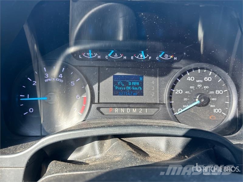 Ford F-250 4x4 Extended Cab Utility Truck 皮卡.傳統半斗卡車/側卸板
