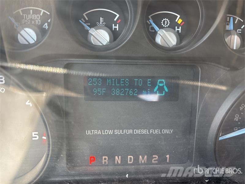 Ford F-250 4x4 Extended Cab Pickup Ostalo