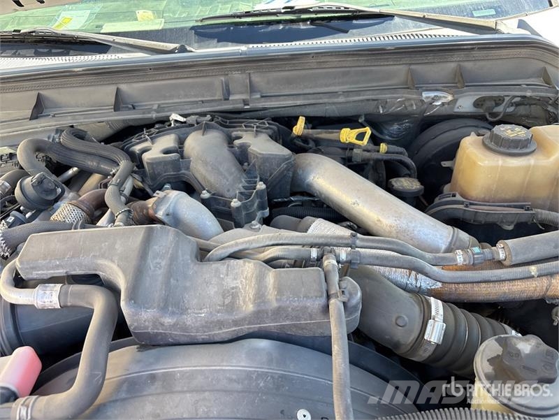 Ford F-250 4x4 Extended Cab Pickup Ostalo
