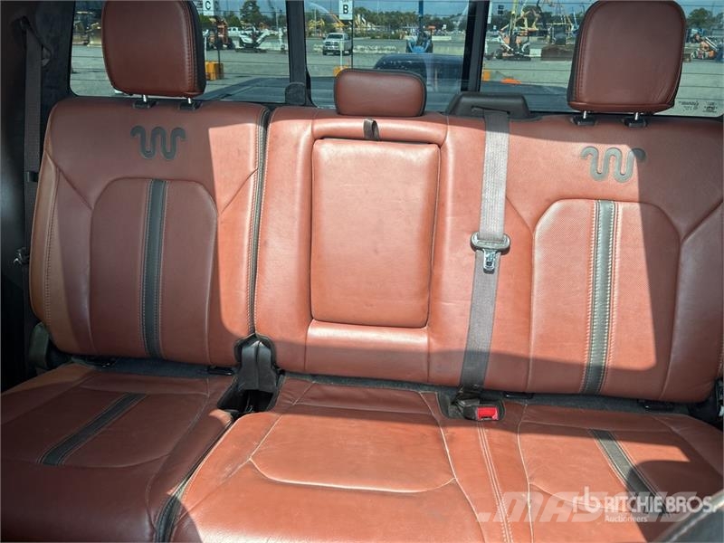 Ford F-250 King Ranch 4x4 Crew Cab Pickup Andere Transporter