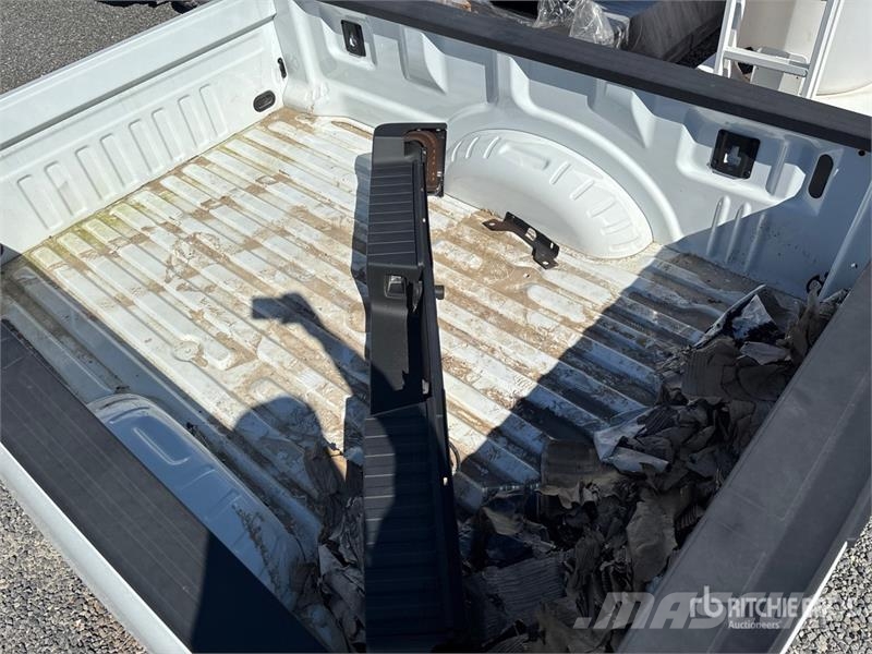 Ford F-250 Pickup Truck Bed Other components