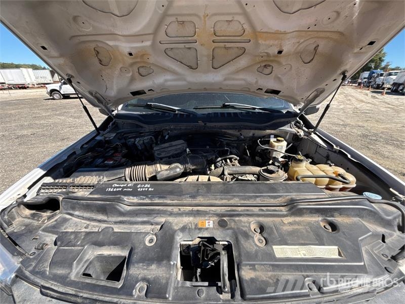 Ford F-250 Platinum 4x4 Crew Cab Pickup Прочие фургоны