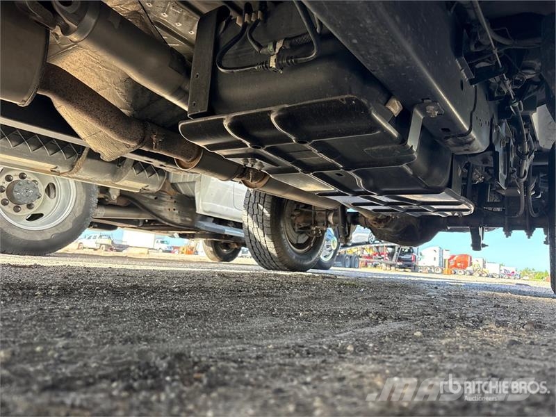 Ford F-250 STX 4x4 Crew Cab Pickup 其他