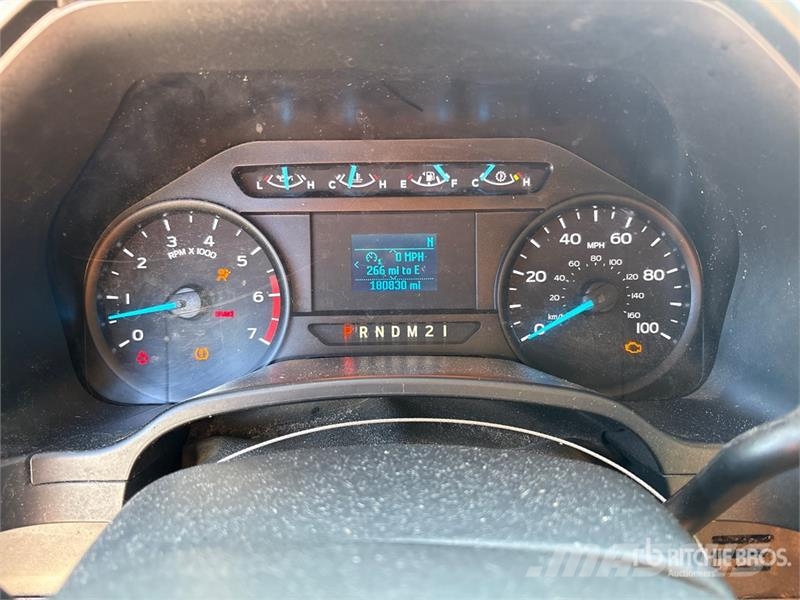 Ford F-250 STX 4x4 Crew Cab Pickup 其他