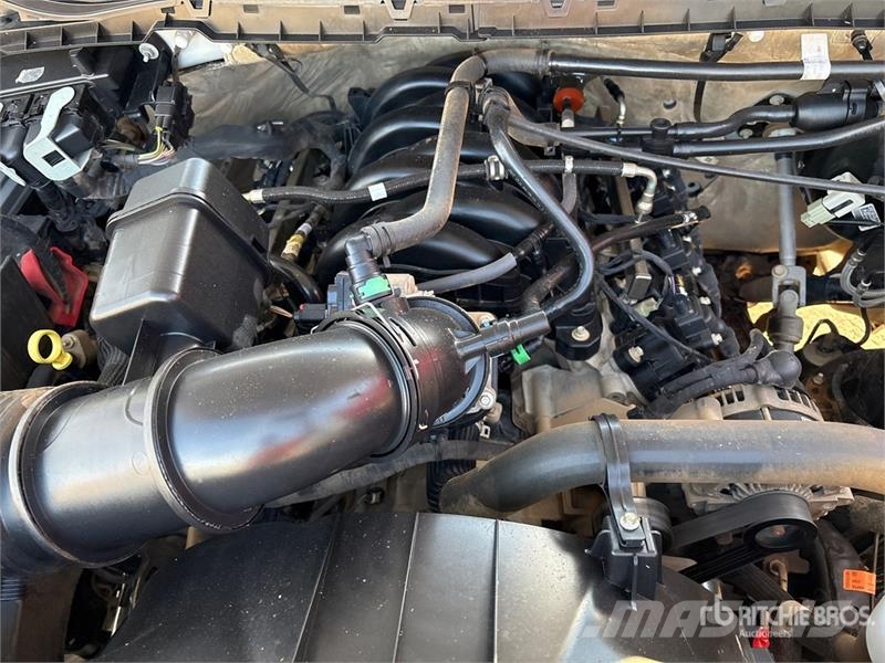 Ford F-250 STX 4x4 Crew Cab Pickup Drugi