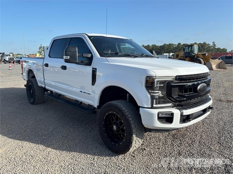 Ford F-250 STX 4x4 Crew Cab Pickup Furgoni altro
