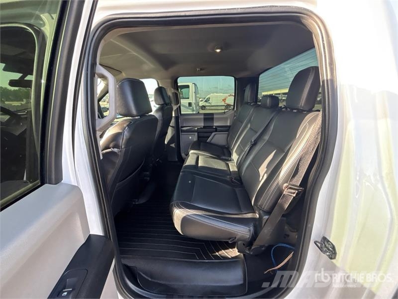 Ford F-250 STX 4x4 Crew Cab Pickup Furgoni altro