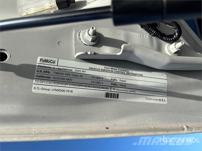 Ford F-250 STX 4x4 Crew Cab Pickup Furgoni altro