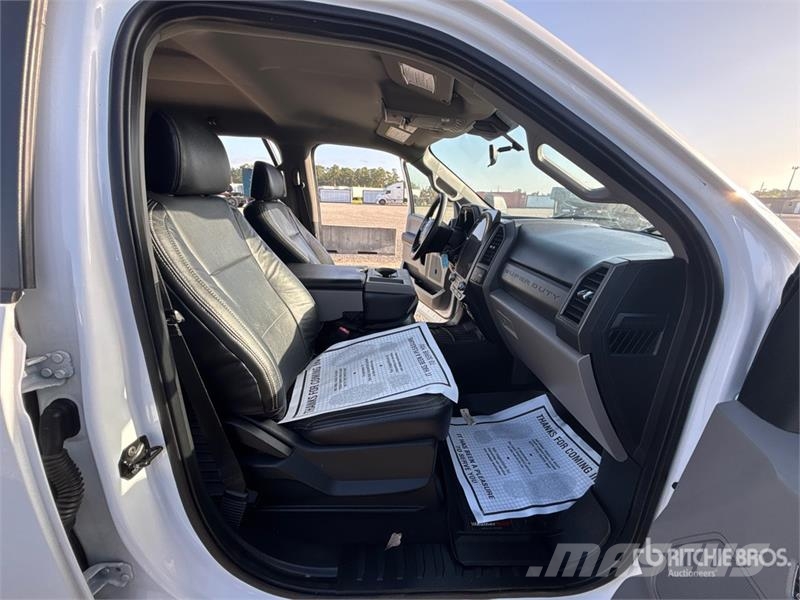 Ford F-250 STX 4x4 Crew Cab Pickup Furgoni altro
