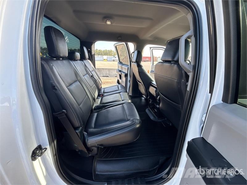 Ford F-250 STX 4x4 Crew Cab Pickup Furgoni altro