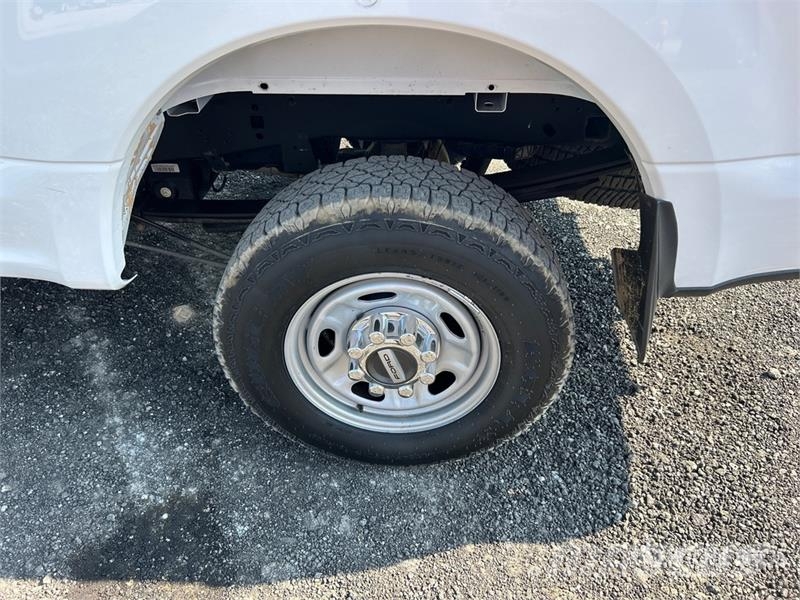 Ford F-250 Super Duty King Ranch 4x4 Crew Cab Pickup Anders