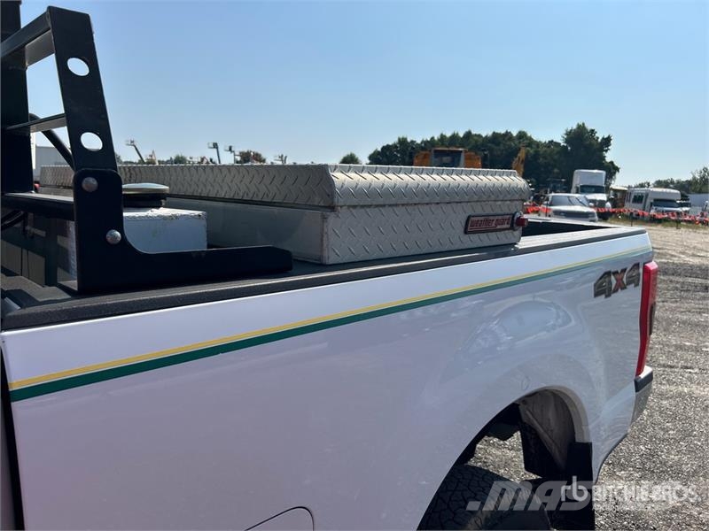 Ford F-250 Super Duty King Ranch 4x4 Crew Cab Pickup Anders