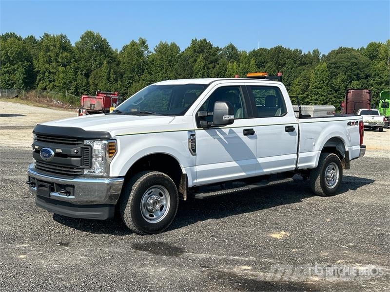 Ford F-250 Super Duty King Ranch 4x4 Crew Cab Pickup Anders