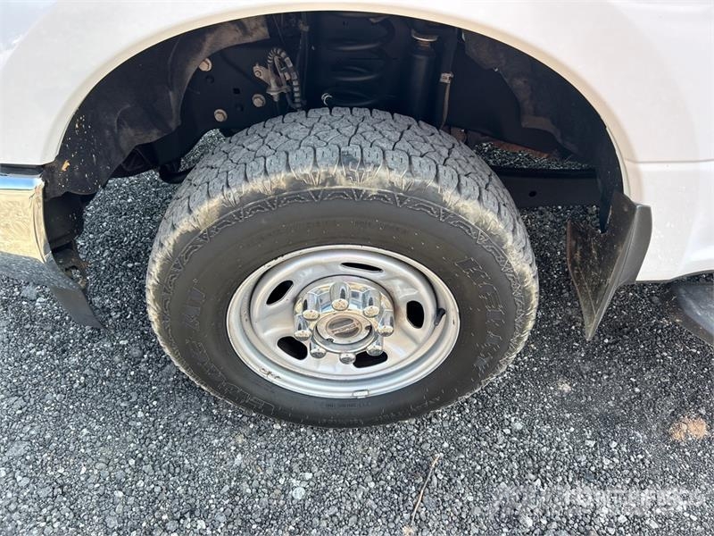 Ford F-250 Super Duty King Ranch 4x4 Crew Cab Pickup Anders