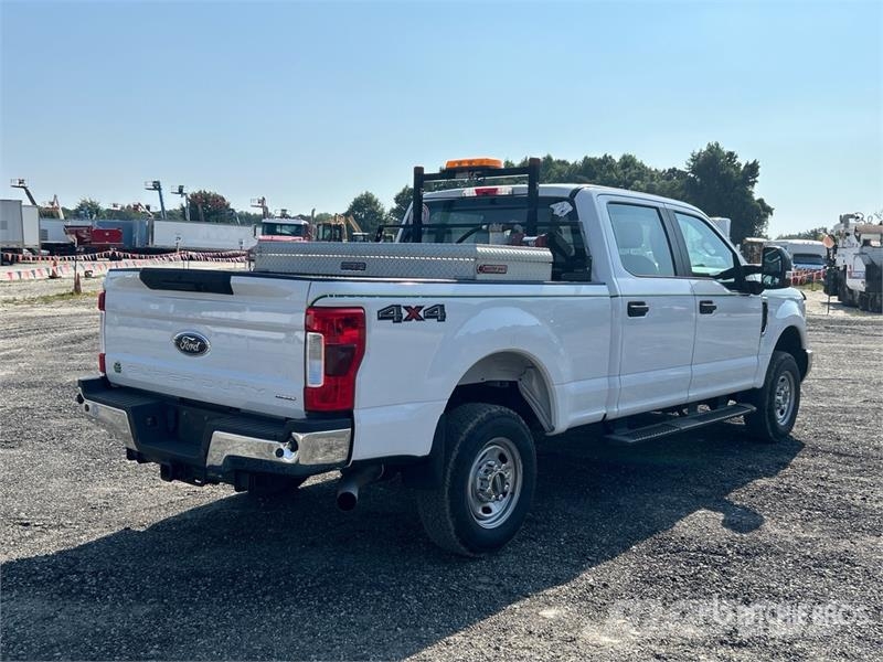 Ford F-250 Super Duty King Ranch 4x4 Crew Cab Pickup Anders