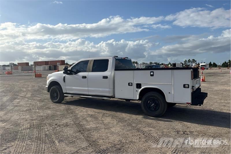Ford F-250 Utility Truck Pick up/Platou