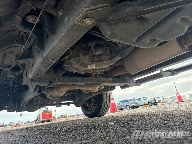 Ford F-250 Utility Truck شاحنات خفيفة/مفصلية الجوانب