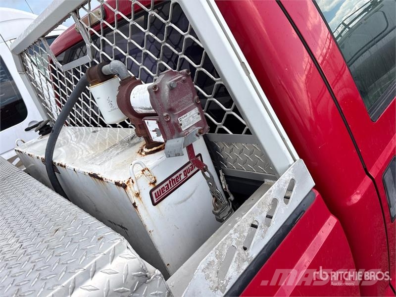 Ford F-250 XL 4x2 Crew Cab Pickup Прочие фургоны
