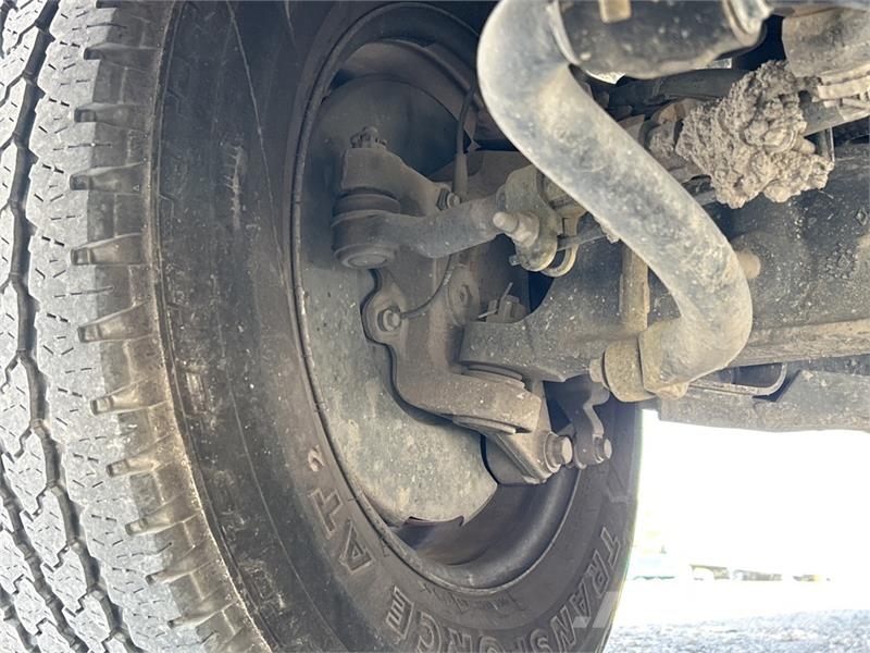 Ford F-250 XL 4x2 Crew Cab Pickup Інше