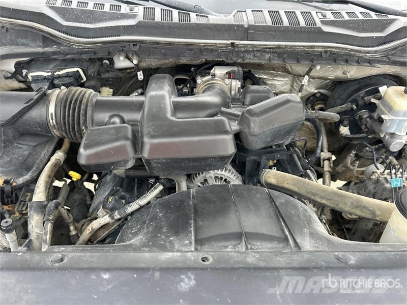 Ford F-250 XL 4x2 Crew Cab Pickup Прочие фургоны