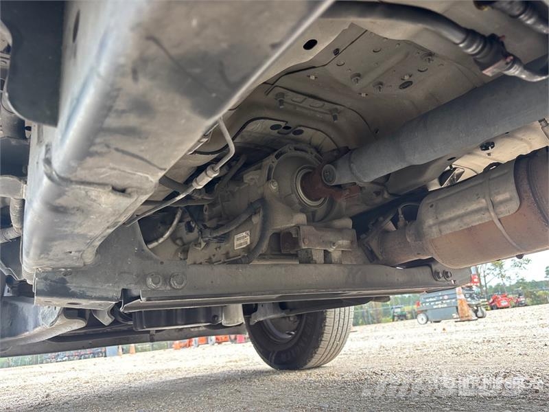 Ford F-250 XL 4x2 Crew Cab Pickup Citi