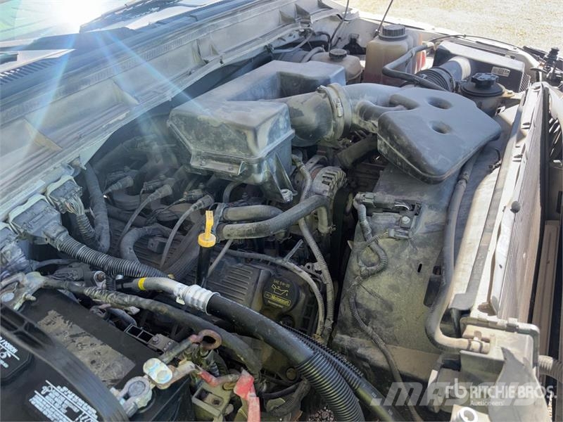 Ford F-250 XL 4x2 Crew Cab Pickup (Inoperable) Egyéb