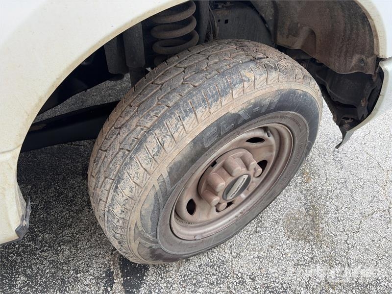 Ford F-250 XL 4x2 Crew Cab Pickup (Inoperable) Інше