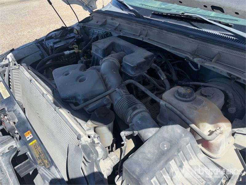Ford F-250 XL 4x2 Crew Cab Pickup (Inoperable) Egyéb