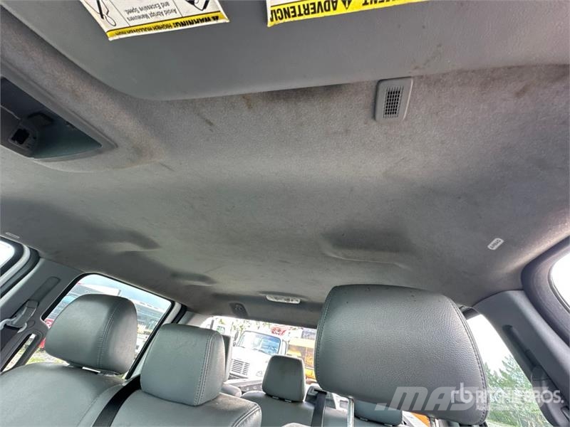 Ford F-250 XL 4x2 Crew Cab Pickup Furgoni altro
