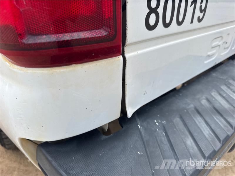 Ford F-250 XL 4x2 Crew Cab Pickup Furgoni altro