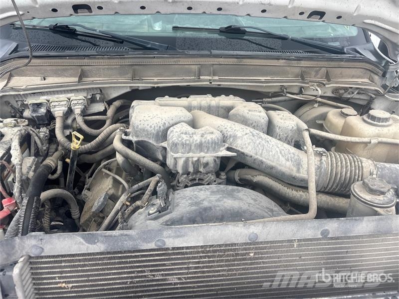 Ford F-250 XL 4x2 Crew Cab Pickup Other