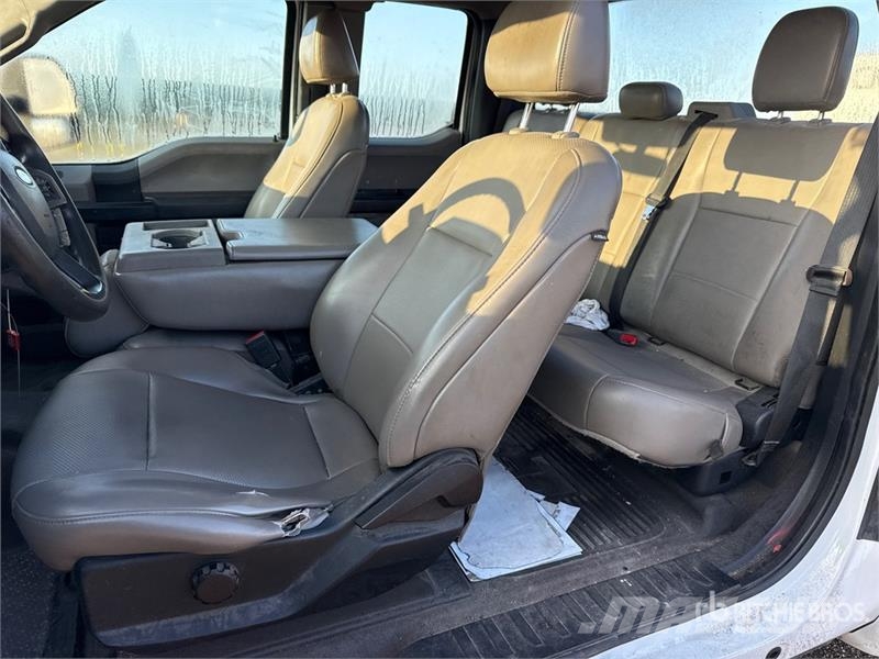 Ford F-250 XL 4x2 Extended Cab Pickup Інше