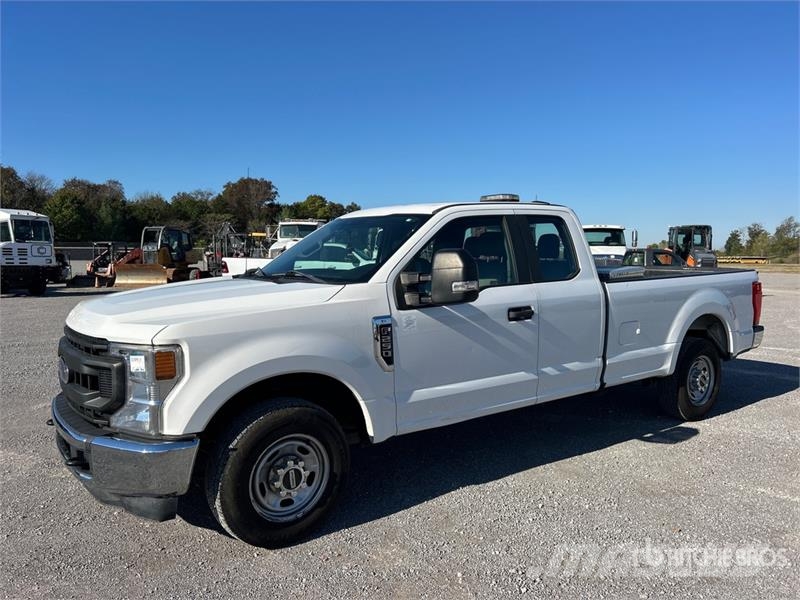 Ford F-250 XL 4x2 Extended Cab Pickup 其他