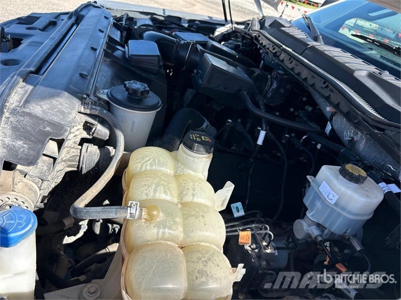 Ford F-250 XL 4x2 Extended Cab Pickup Ostalo