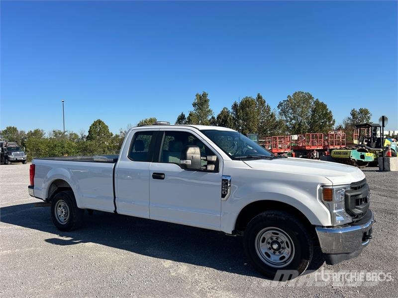 Ford F-250 XL 4x2 Extended Cab Pickup 其他