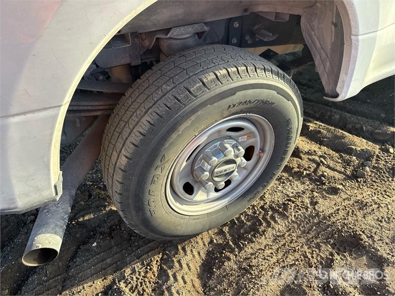 Ford F-250 XL 4x2 Extended Cab Pickup Прочие фургоны