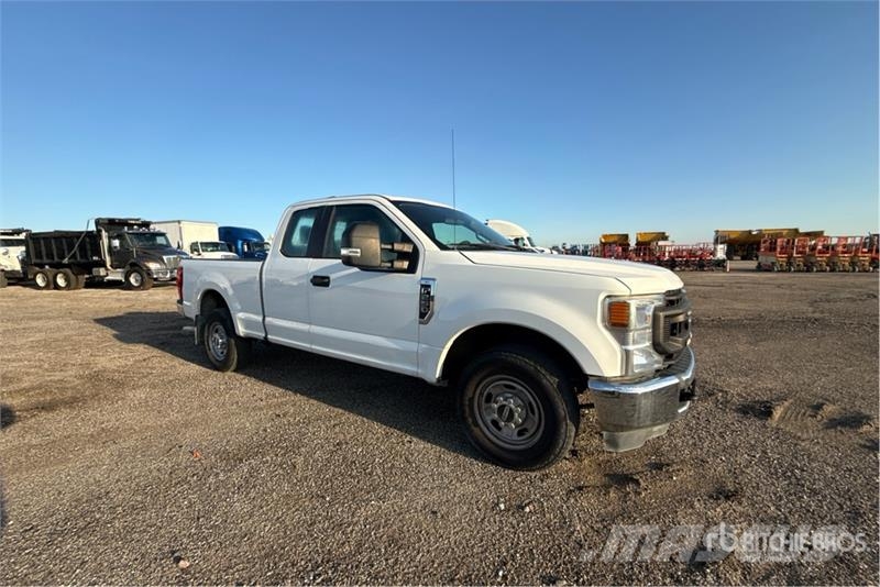 Ford F-250 XL 4x2 Extended Cab Pickup Інше