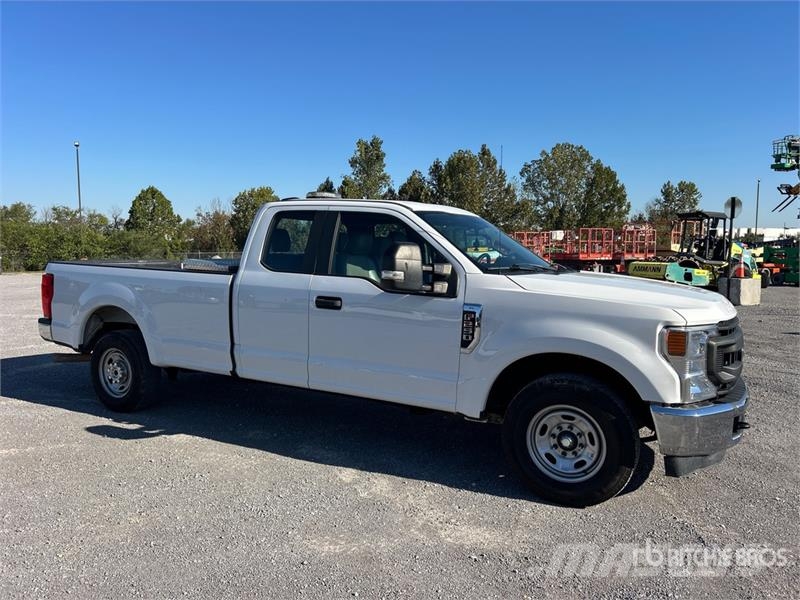 Ford F-250 XL 4x2 Extended Cab Pickup 其他