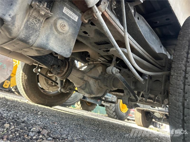 Ford F-250 XL 4x2 Extended Cab Pickup Outro