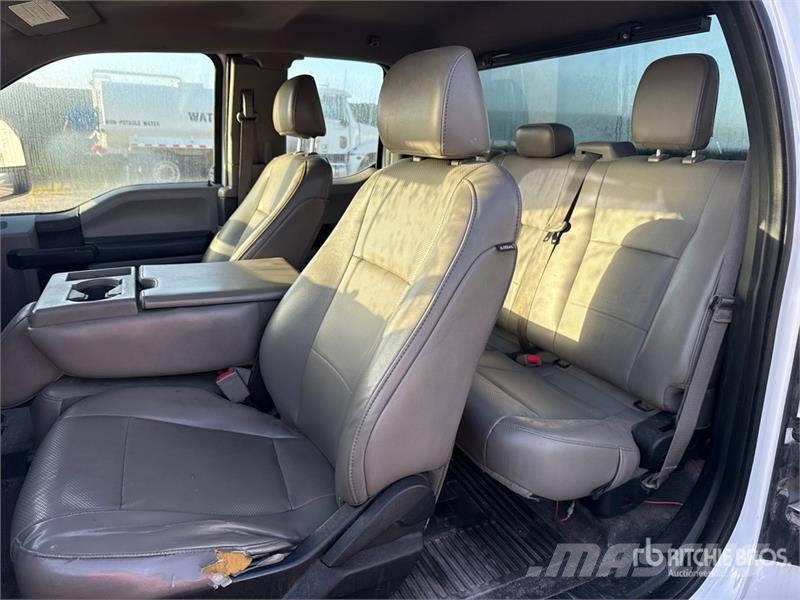 Ford F-250 XL 4x2 Extended Cab Pickup Прочие фургоны