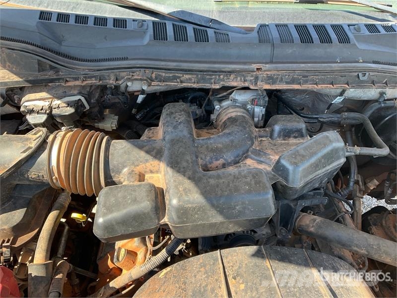 Ford F-250 XL 4x2 Extended Cab Pickup Inne