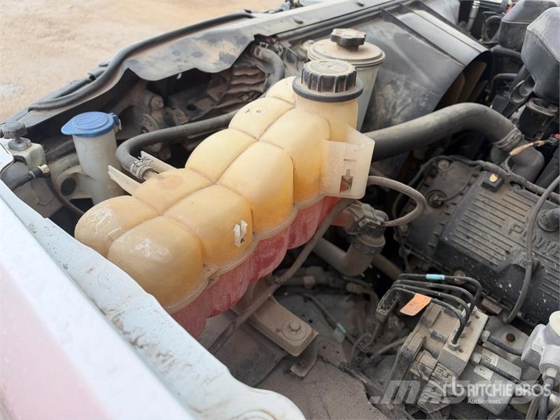 Ford F-250 XL 4x2 Extended Cab Pickup Egyéb