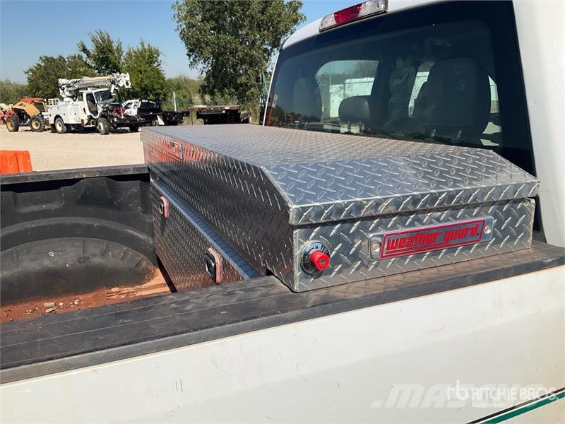 Ford F-250 XL 4x2 Extended Cab Pickup Inne