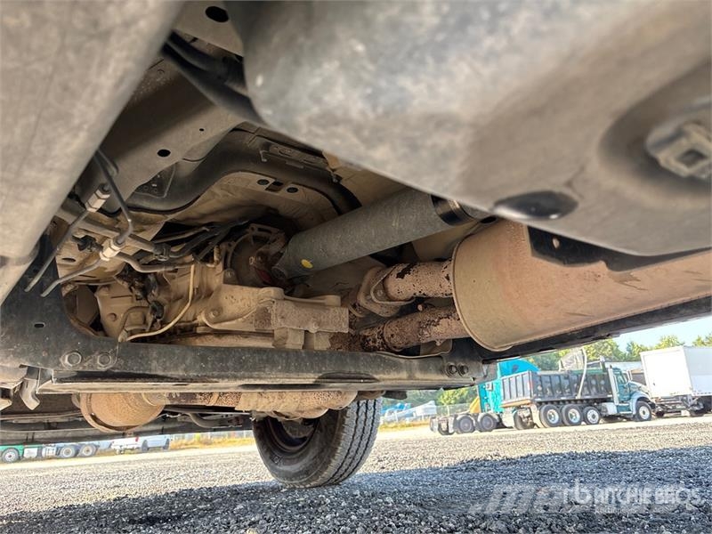 Ford F-250 XL 4x2 Extended Cab Pickup Muu