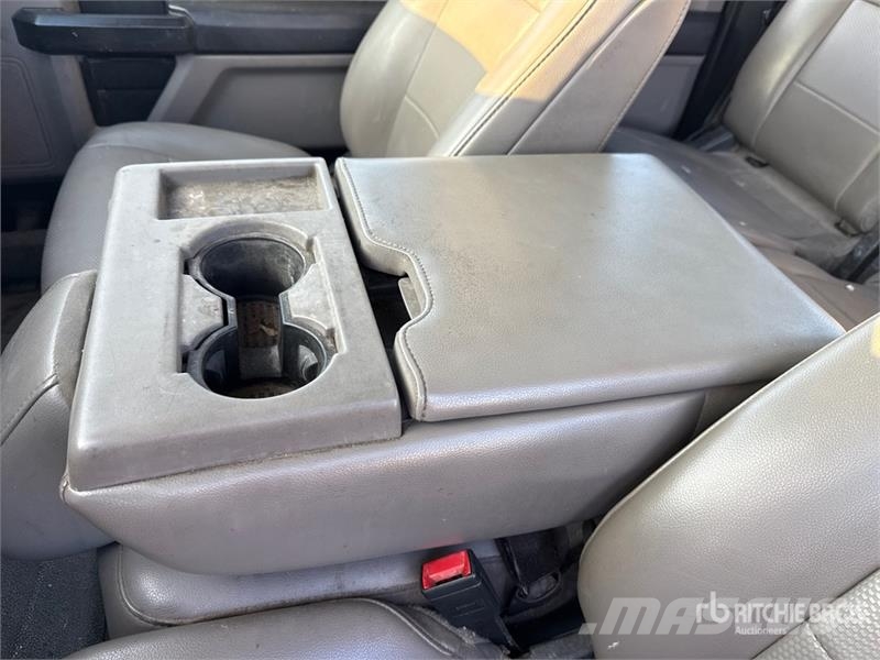 Ford F-250 XL 4x2 Extended Cab Pickup Інше